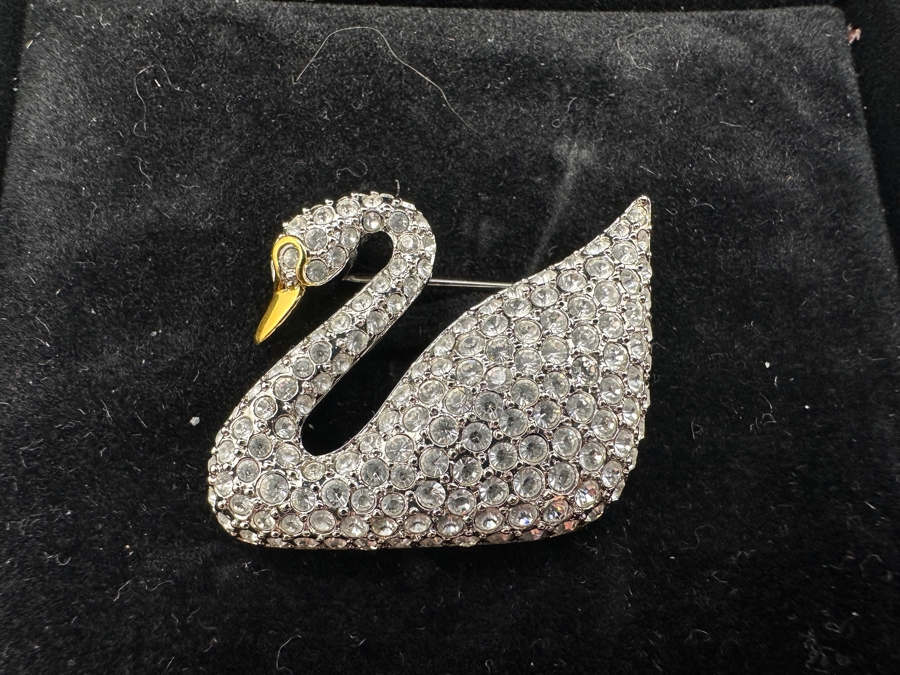 Swarovski Swan Pin Brooch [Photo 2]