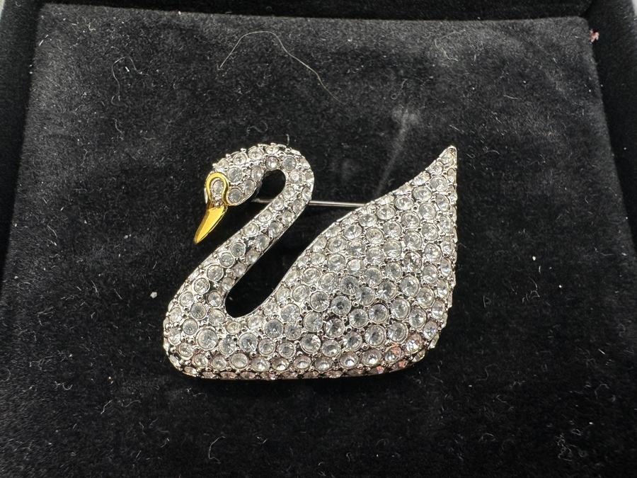 Swarovski Swan Pin Brooch [Photo 3]