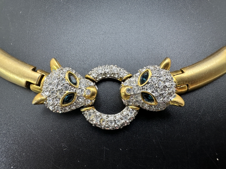 18' Gold Tone Link Necklace With Pair Of Cats Holding A Ring [Photo 2]