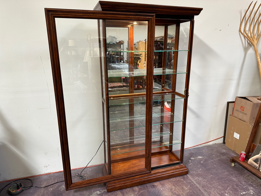 Pulaski Two Way Sliding Door Curio Cabinet 21015 with Rope-Twist Embossing and Beveled Glass 42W x 16D x 80H [Photo 7]