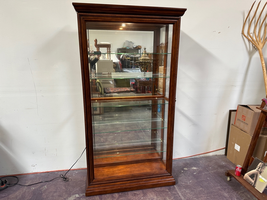 Pulaski Two Way Sliding Door Curio Cabinet 21015 with Rope-Twist Embossing and Beveled Glass 42W x 16D x 80H [Photo 5]