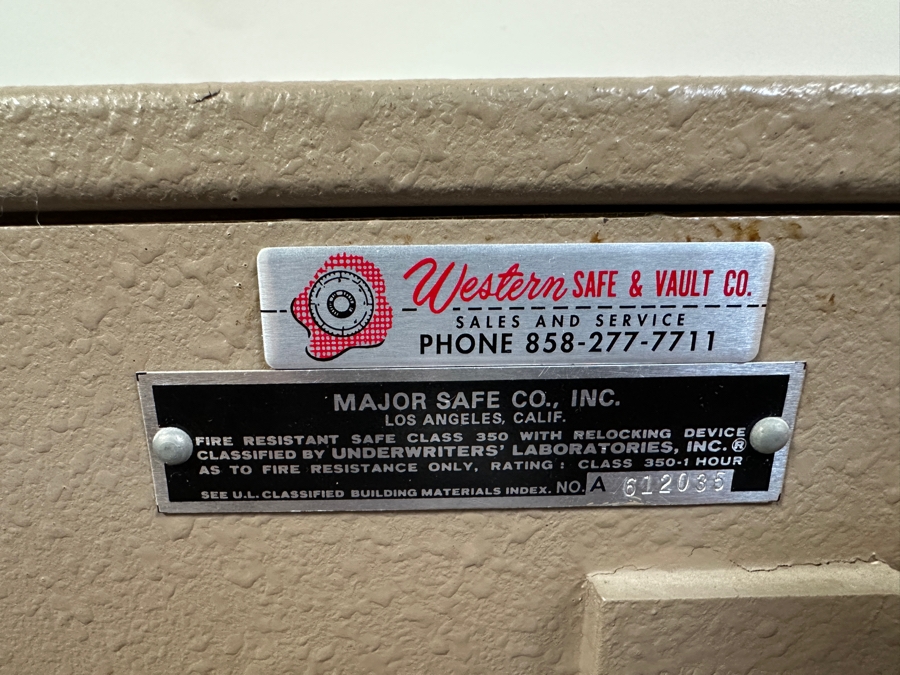 Major Western Safe and Vault Company Floor Safe with Dial Combination 17W x 24D x 24H [Photo 8]