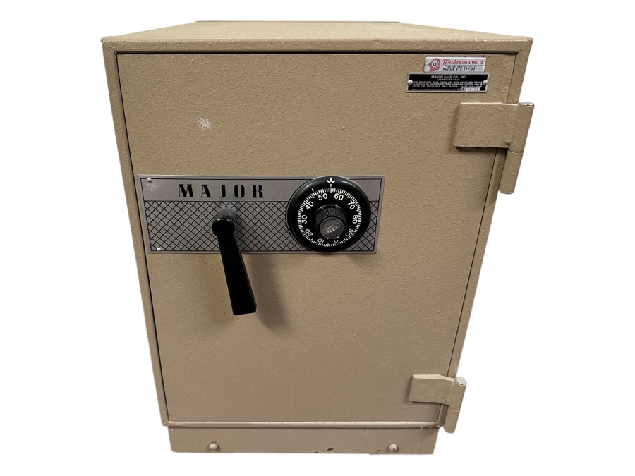 Major Western Safe and Vault Company Floor Safe with Dial Combination 17W x 24D x 24H [Photo 2]