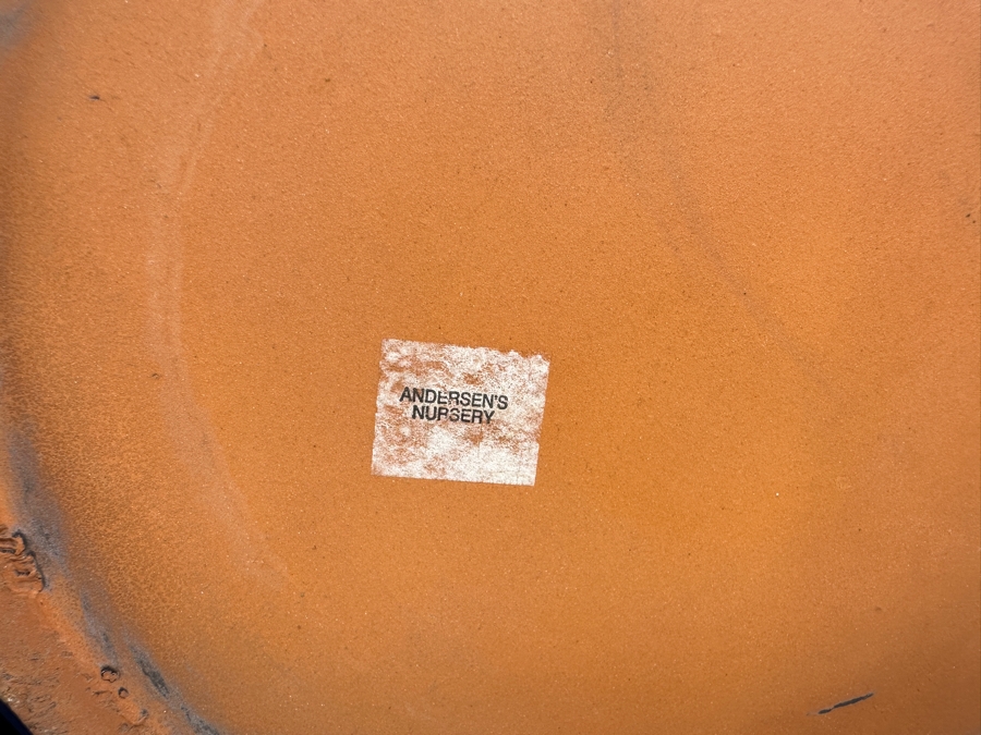 (2) 8' Flower Pots & (2) 6' Flower Pots [Photo 4]