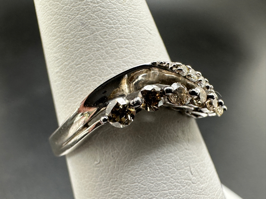 Sterling Silver Ring With White & Cognac Diamonds (Est. .20cttw) Size 7 2.5g Retails $400 [Photo 4]
