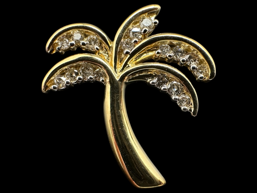 14k Gold Palm Tree Pendant Set With (17) .01-.02ct Round Diamonds Est. .25cttw 2.7g Retails $900 [Photo 1]