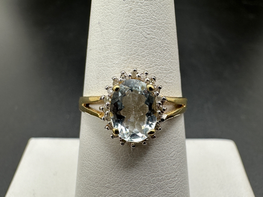 14k Gold 8 X 6mm Aquamarine Ring Set With (20) 1mm Diamonds (Est. .10cttw) Size 7.5 1.8g Retails $800 [Photo 2]