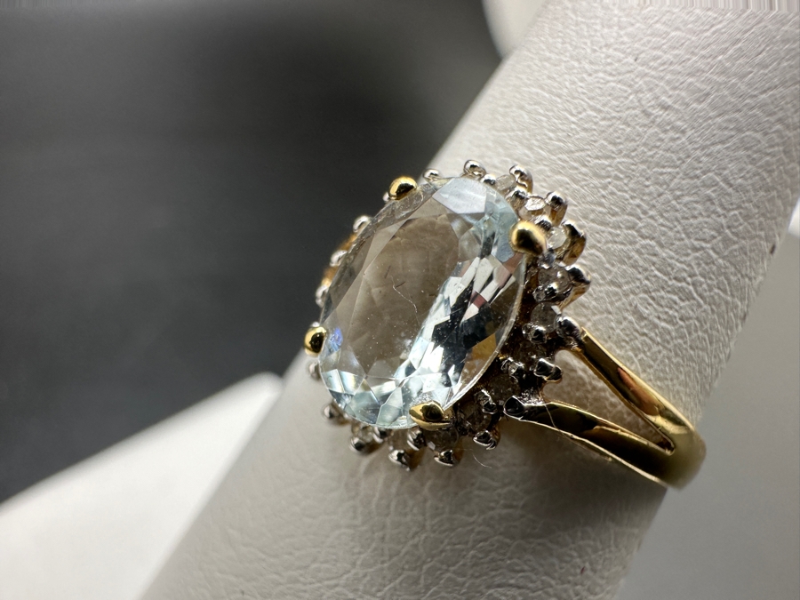 14k Gold 8 X 6mm Aquamarine Ring Set With (20) 1mm Diamonds (Est. .10cttw) Size 7.5 1.8g Retails $800 [Photo 7]