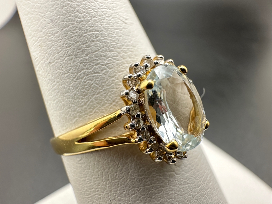 14k Gold 8 X 6mm Aquamarine Ring Set With (20) 1mm Diamonds (Est. .10cttw) Size 7.5 1.8g Retails $800 [Photo 5]
