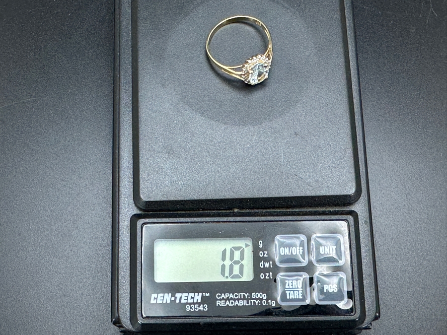 14k Gold 8 X 6mm Aquamarine Ring Set With (20) 1mm Diamonds (Est. .10cttw) Size 7.5 1.8g Retails $800 [Photo 12]