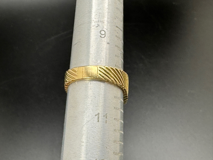 14k Gold Gentlemen's Ring With Est. 6 X 5 Natural Ruby And (2) 3 X 3 Princess Cut Natural Diamonds Est. .20cttw Size 10 11.4g Retails $4,400 [Photo 14]