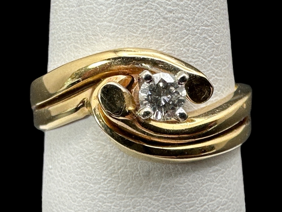 14k Gold Diamond Ring With 3.2mm Round Diamond (Est. .15-.18ct) Size 7 4.5g Retails $1,200 [Photo 1]