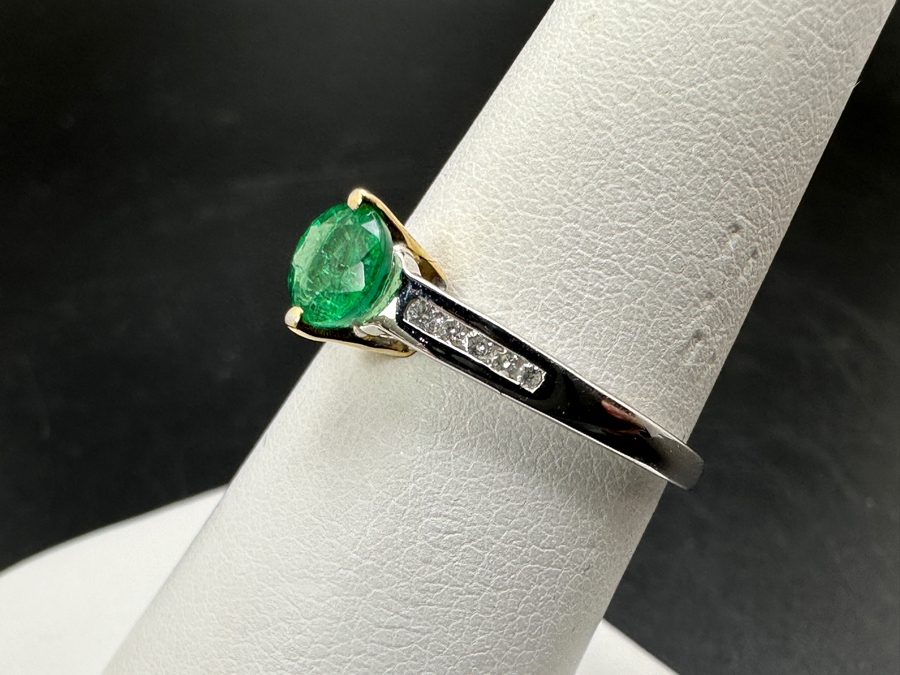 14k Gold Ring With 4.8mm Natural Emerald And (10) .005ct (Est. .05cttw) Natural Diamonds Size 7.5 2g Retails $1,600 [Photo 5]