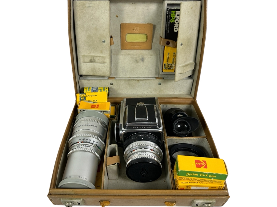 Vintage Hasselblad 500C Film Camera With Carl Zeiss Planar 1:2.8 f=80mm Lens And Carl Zeiss Synchro-Compur Sonnar 1:5.6 f=250mm Lens Plus Camera Bag And Old Film [Photo 2]