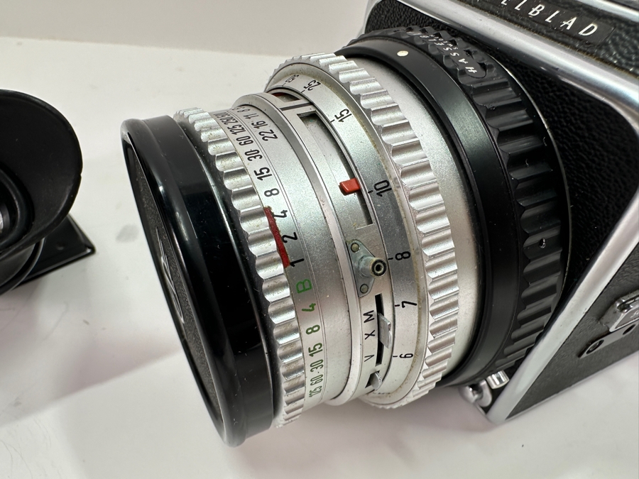 Vintage Hasselblad 500C Film Camera With Carl Zeiss Planar 1:2.8 f=80mm Lens And Carl Zeiss Synchro-Compur Sonnar 1:5.6 f=250mm Lens Plus Camera Bag And Old Film [Photo 14]