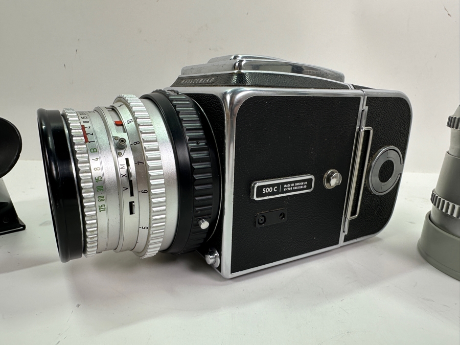 Vintage Hasselblad 500C Film Camera With Carl Zeiss Planar 1:2.8 f=80mm Lens And Carl Zeiss Synchro-Compur Sonnar 1:5.6 f=250mm Lens Plus Camera Bag And Old Film [Photo 10]