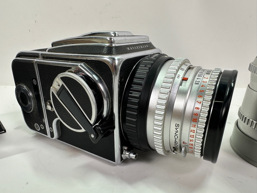 Vintage Hasselblad 500C Film Camera With Carl Zeiss Planar 1:2.8 f=80mm Lens And Carl Zeiss Synchro-Compur Sonnar 1:5.6 f=250mm Lens Plus Camera Bag And Old Film [Photo 9]