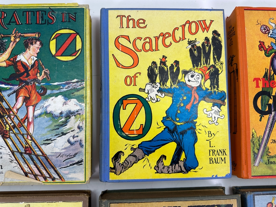 (6) Vintage L. Frank Baum Oz Hardcover Books: Pirates In Oz, The Scarecrow Of Oz, The Giant Horse Of Oz, The Emerald City Of Oz, Glinda Of Oz & Kabumpo In Oz Dating From 1910-1931 [Photo 3]