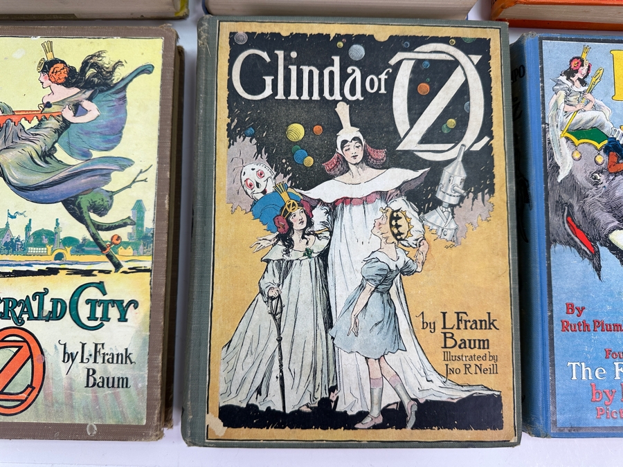 (6) Vintage L. Frank Baum Oz Hardcover Books: Pirates In Oz, The Scarecrow Of Oz, The Giant Horse Of Oz, The Emerald City Of Oz, Glinda Of Oz & Kabumpo In Oz Dating From 1910-1931 [Photo 6]