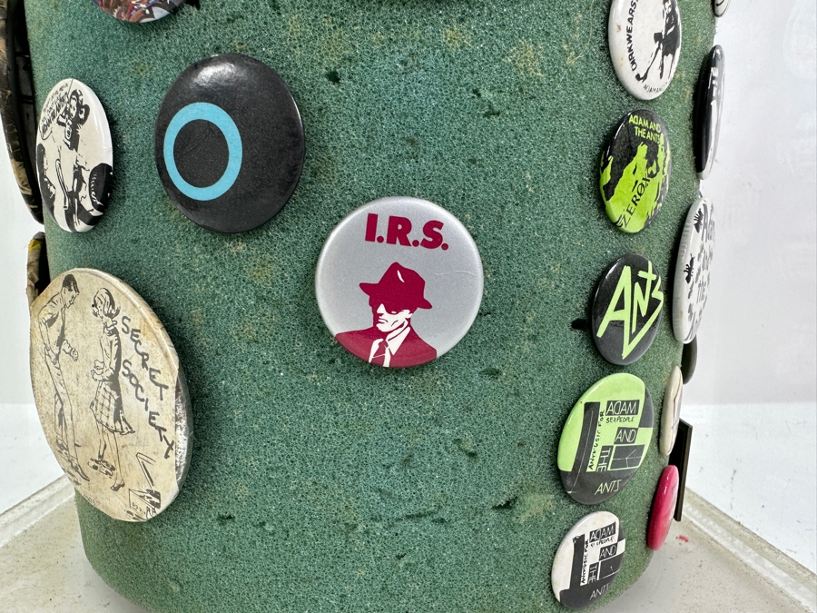 Huge Collection Of Vintage 1980s Punk Rock 'Adam And The Ants' Buttons (And About 8 Oingo Boingo Buttons) Displayed In A Circular Rotating Acrylic Display Case 10W X 10D X 21H - See Photos [Photo 19]