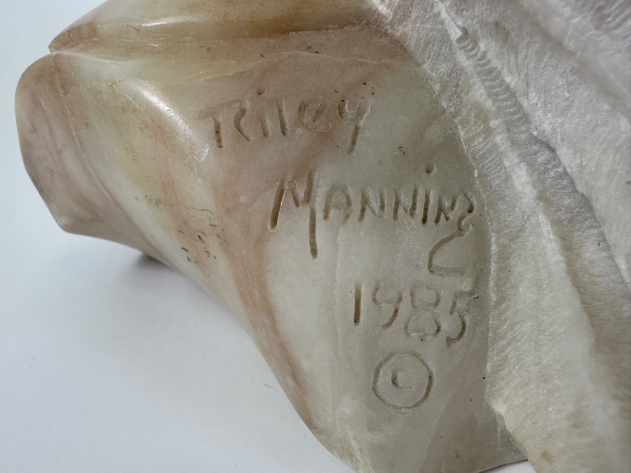 Vintage 1985 Carved Alabaster Sculpture Of A Native American Chief Signed Riley Manning 11W X 9D X 13.5H [Photo 10]