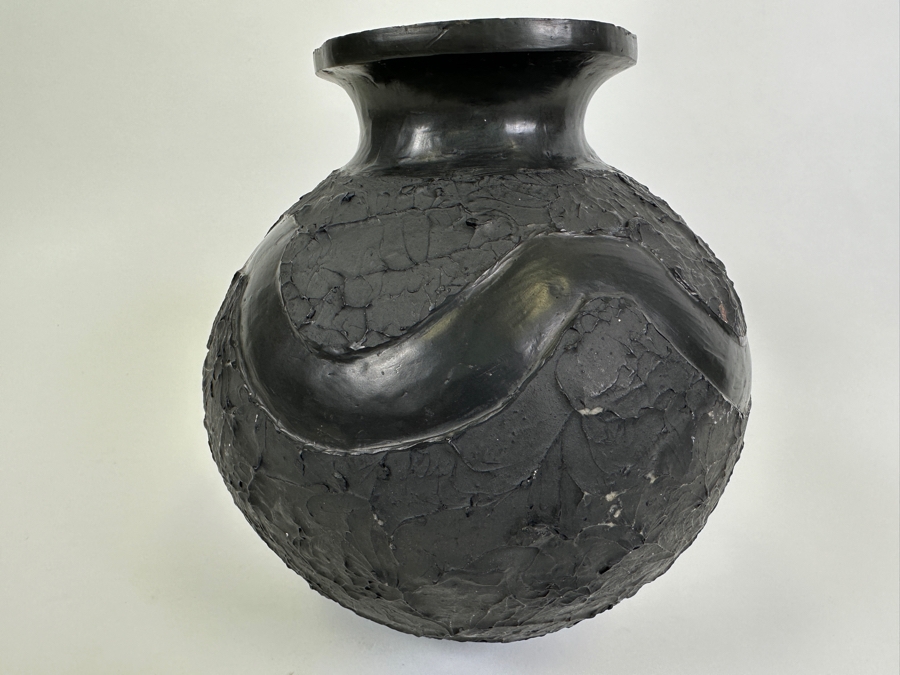 Oaxaca Vase 9'H [Photo 5]