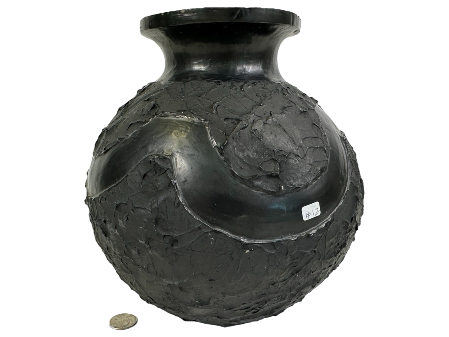 Oaxaca Vase 9'H [Photo 1]