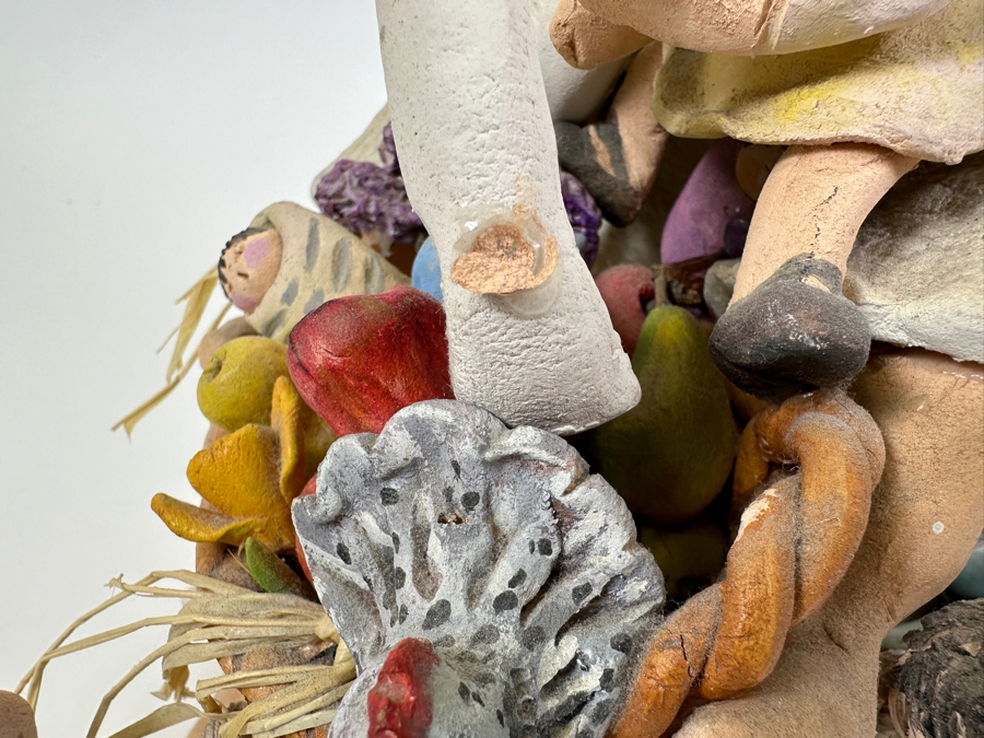 Native American Storyteller Pottery By Linda Zaiser 9W X 12D X 15.5H Retails $375 [Photo 19]