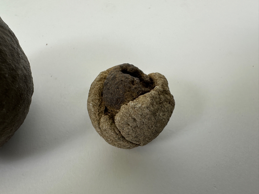 Moqui Marble/Shaman Stones Geological Formations of Iron Oxide and Sandstone [Photo 5]