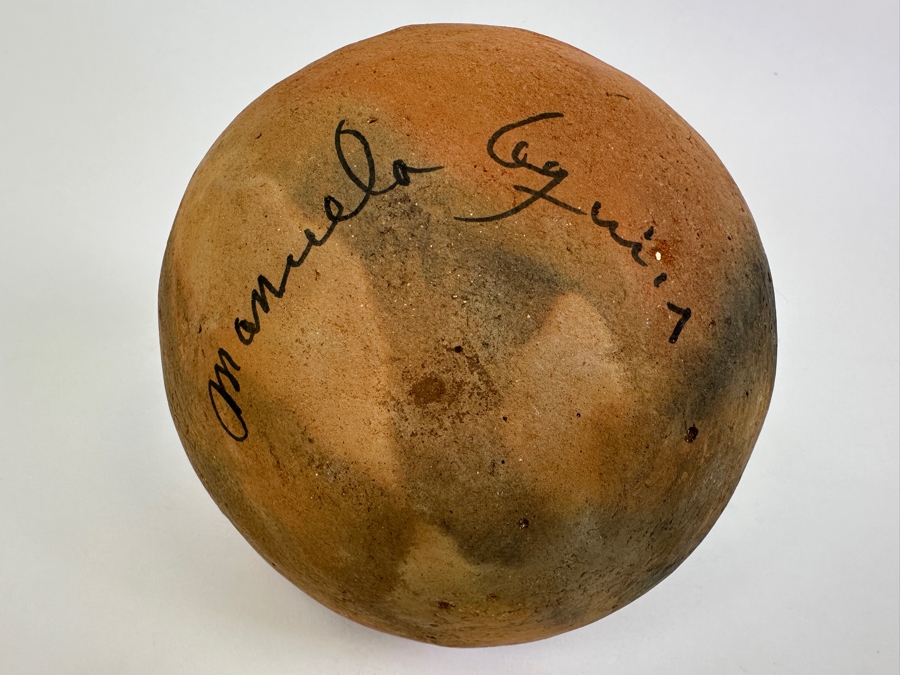 Manuela Aguila Signed Pottery Piece from Mata Ortiz 5'H [Photo 8]