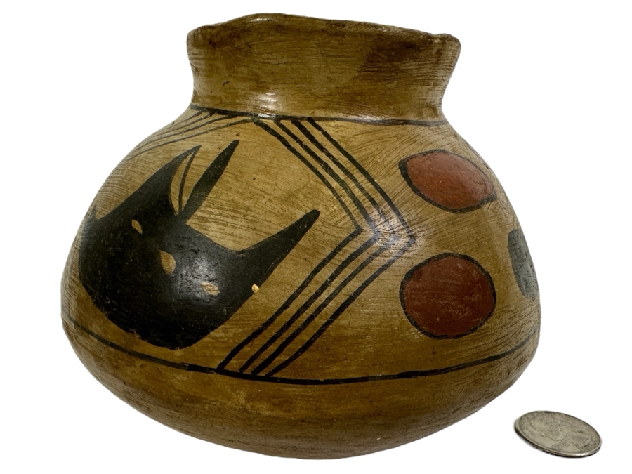 Vintage Native American Hopi Pottery Vase 5'H [Photo 1]