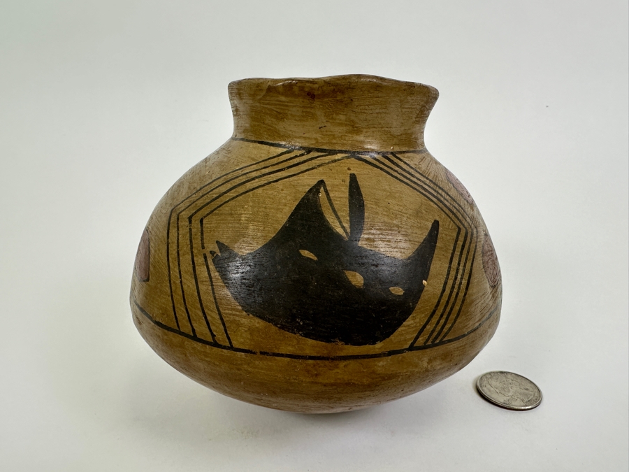 Vintage Native American Hopi Pottery Vase 5'H [Photo 2]