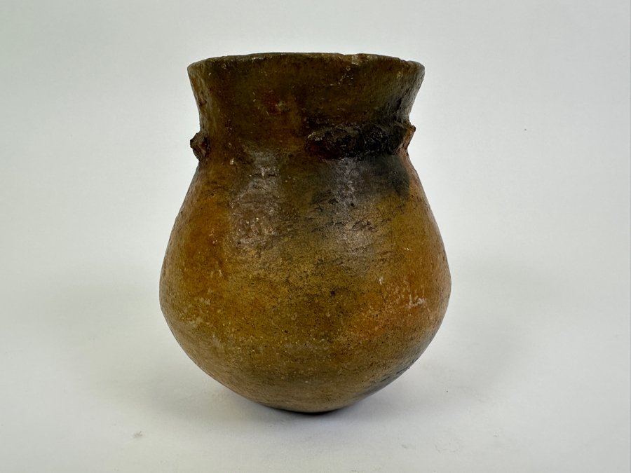 Vintage Pine Pitch Navajo Pottery Clay Jar with Raised Corn Design 5'H [Photo 6]