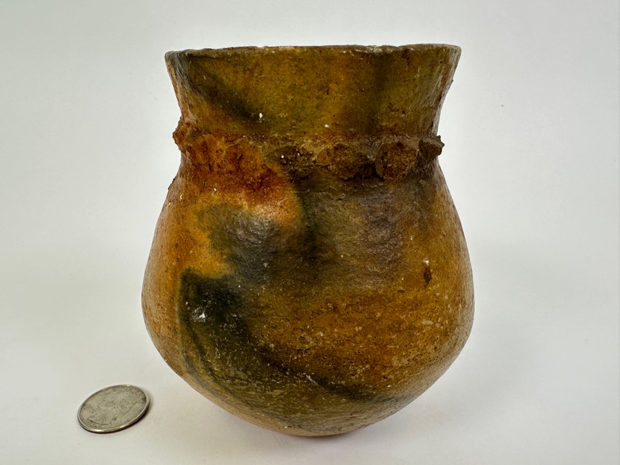 Vintage Pine Pitch Navajo Pottery Clay Jar with Raised Corn Design 5'H [Photo 3]