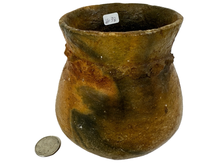 Vintage Pine Pitch Navajo Pottery Clay Jar with Raised Corn Design 5'H [Photo 1]