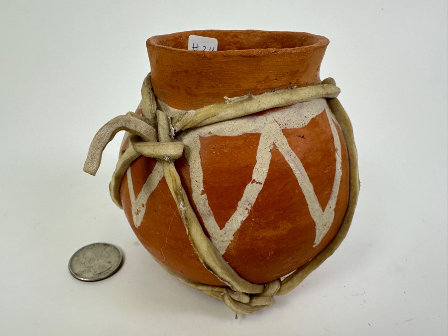 Tarahumara Terra Cotta Ollas Beer Vessel with Rawhide Straps 4'H [Photo 4]