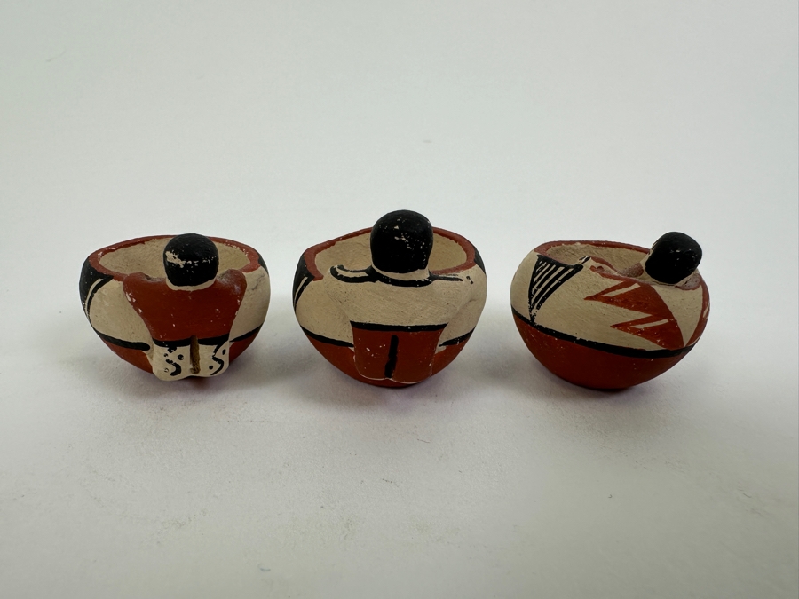 Lot of (3) Miniature Jemez Pottery Pots 1'H [Photo 7]