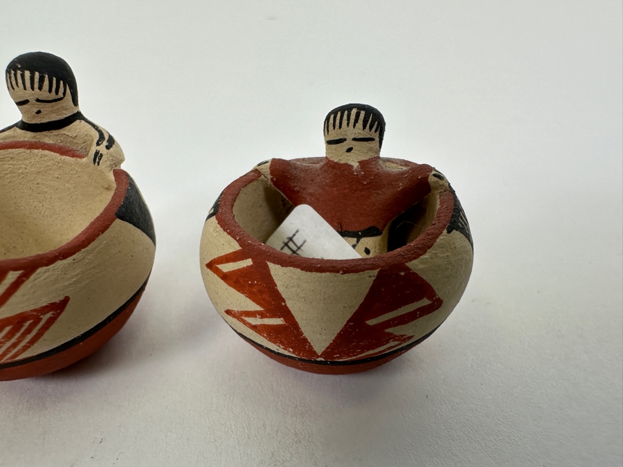 Lot of (3) Miniature Jemez Pottery Pots 1'H [Photo 6]