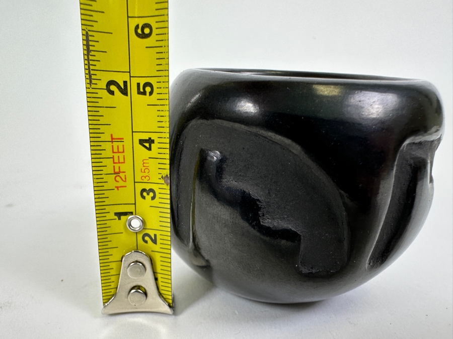 Santa Clara Pueblo Black Pottery Bowl Signed Jane and Starr [Photo 8]