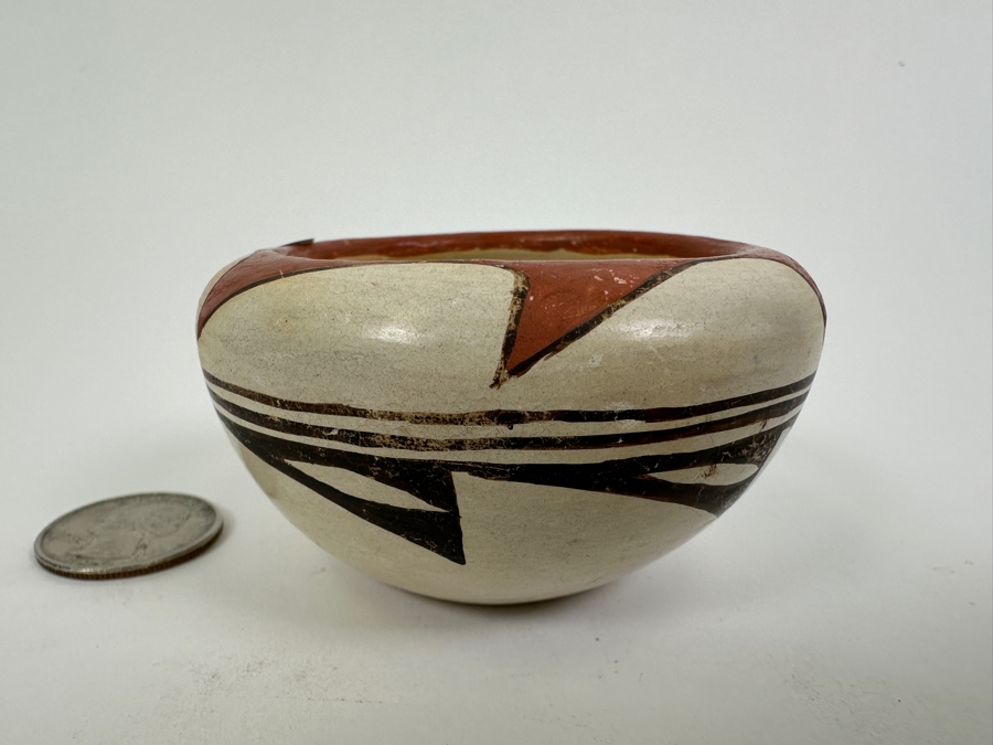 Native American Hopi Pottery Pot Jar By Delores Namoki 1.5H [Photo 4]