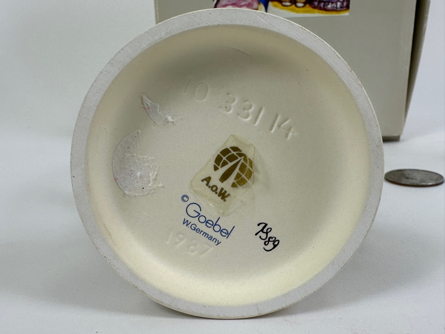 De Grazia Figurine With Box, Bell And Limited Edition Miniature Plate [Photo 10]