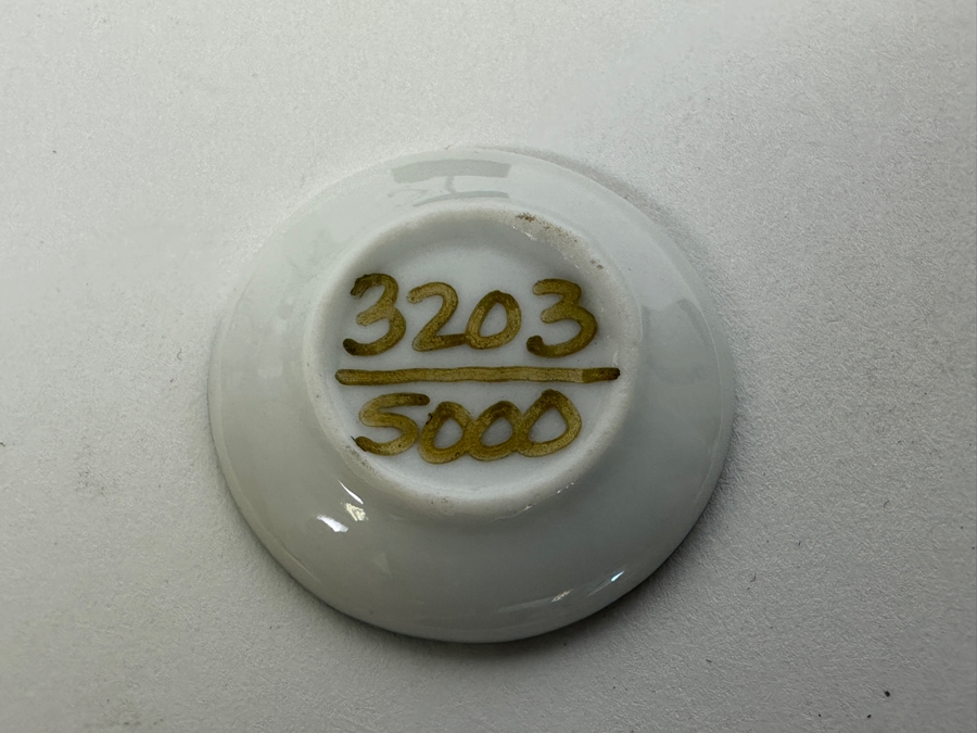 De Grazia Figurine With Box, Bell And Limited Edition Miniature Plate [Photo 8]