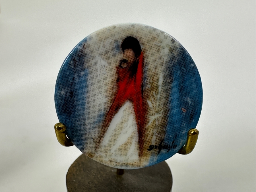 De Grazia Figurine With Box, Bell And Limited Edition Miniature Plate [Photo 7]