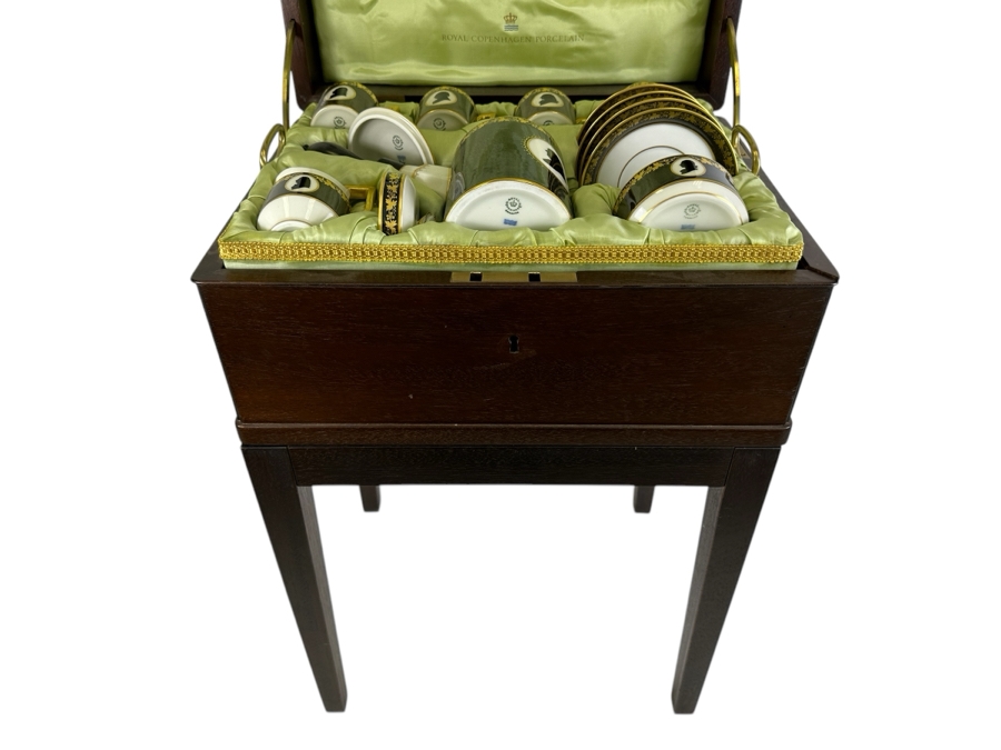 Rare Limited Edition Royal Copenhagen Porcelain Colonial Coffee Service Set In Fitted Chest Commemorating The Bicentennial Of The United States Of America Featuring Presidents Thomas Jefferson & George Washington Numbered 257 Of 300 Estimate $2,500-$3,000 [Photo 2]