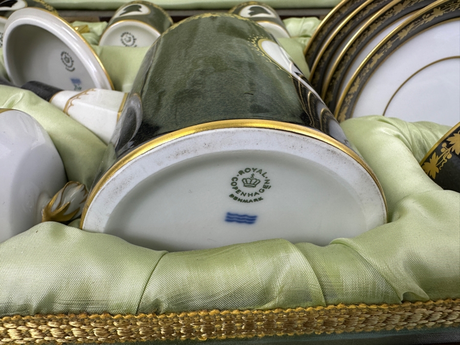 Rare Limited Edition Royal Copenhagen Porcelain Colonial Coffee Service Set In Fitted Chest Commemorating The Bicentennial Of The United States Of America Featuring Presidents Thomas Jefferson & George Washington Numbered 257 Of 300 Estimate $2,500-$3,000 [Photo 10]