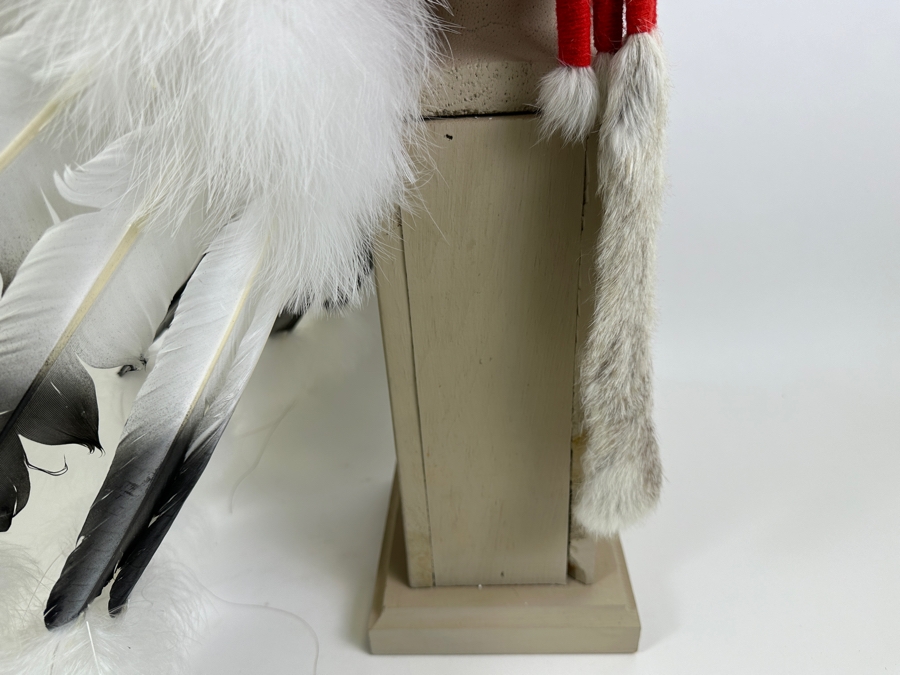 Black Cloud Warbonnet Beadwork By Marilou Navajo And Featherwork By Rosemary Navajo 18W X 31H [Photo 18]