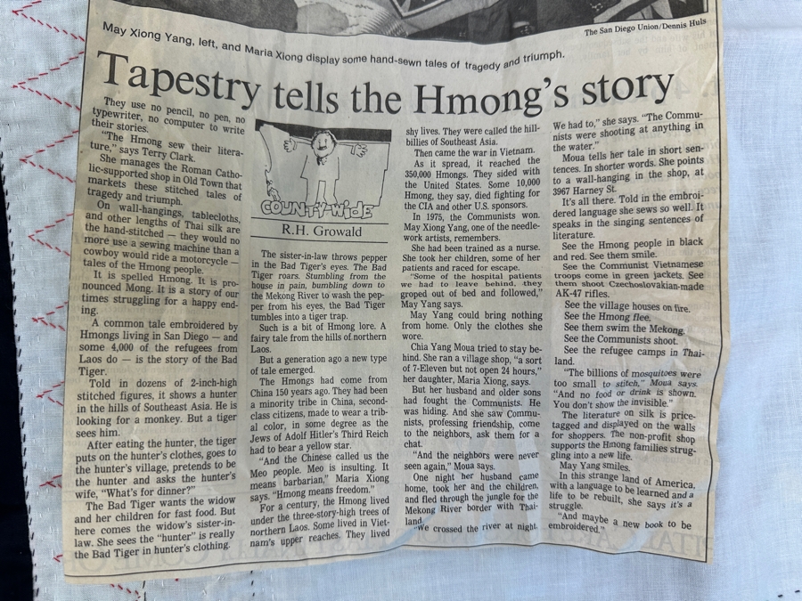 Pair Of Handmade Hmong Tapestries By May Xiong Yang And Maria Xiong 23.5 X 19.5 And 22.5 X 26 [Photo 16]