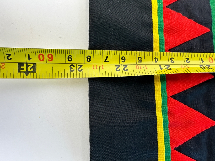 Pair Of Handmade Hmong Tapestries By May Xiong Yang And Maria Xiong 23.5 X 19.5 And 22.5 X 26 [Photo 12]