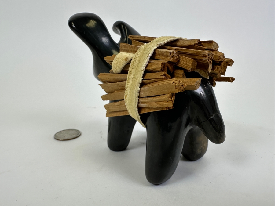 Santa Clara Pueblo Black Pottery Figurine Signed Jane and Starr 5W X 4H [Photo 8]