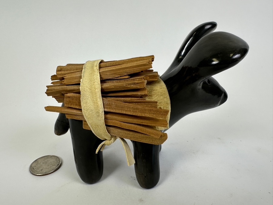 Santa Clara Pueblo Black Pottery Figurine Signed Jane and Starr 5W X 4H [Photo 5]